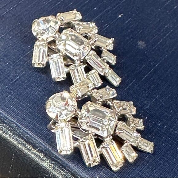 Vintage Rhinestone regency climber clip on earrings regency style climbing ear - Picture 1 of 6